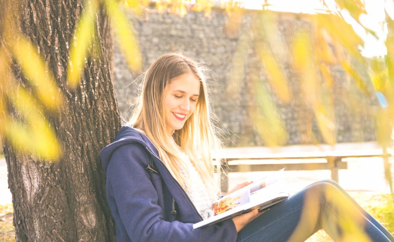 Mundozaris Team bei der Budgetberatung mit Kunden